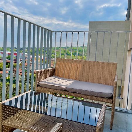 55 M2 Stylish Apartment With Balcony & Parking Viena Exterior foto