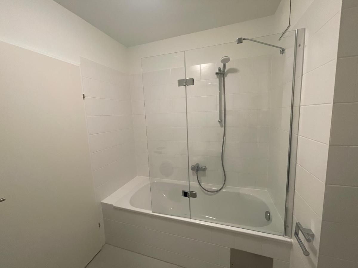 55 M2 Stylish Apartment With Balcony & Parking Viena Exterior foto